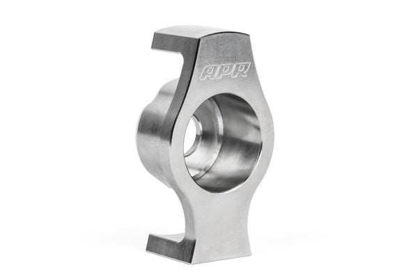 Dogbone- / Hilfsrahmenlager-Einsatz aus gefrästem Edelstahl VW Golf 7 / GTI / R, Audi A3 8V / S3 / TT 8S (Früher MQB, V1) – APR MS100141