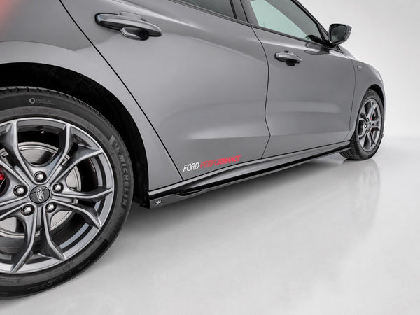 Extensiones de taloneras para Ford Focus Mk4 ST / ST-Line (2018-)