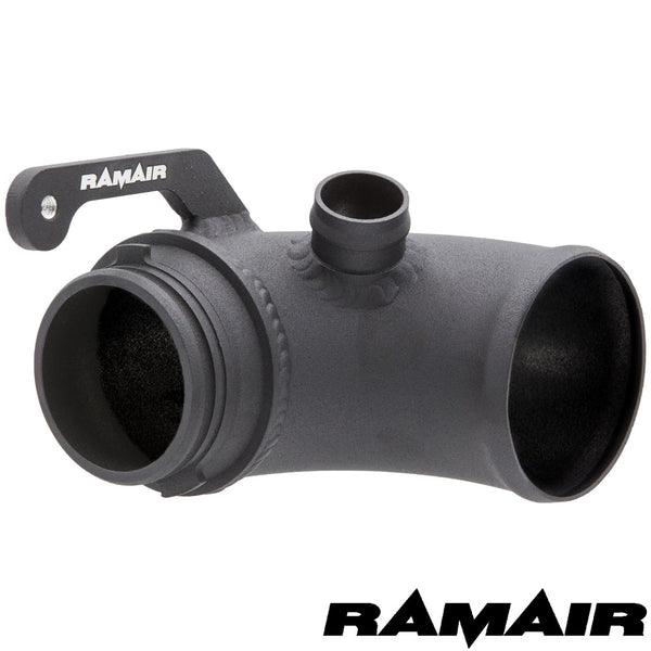 Cotovelo de Entrada do Turbo VW Golf 7 GTI / R, Audi A3 / S3 8V, Seat Leon 5F, Skoda Octavia 5E (1.8 / 2.0 TSI EA888 MQB) – Ramair TI-007-BK