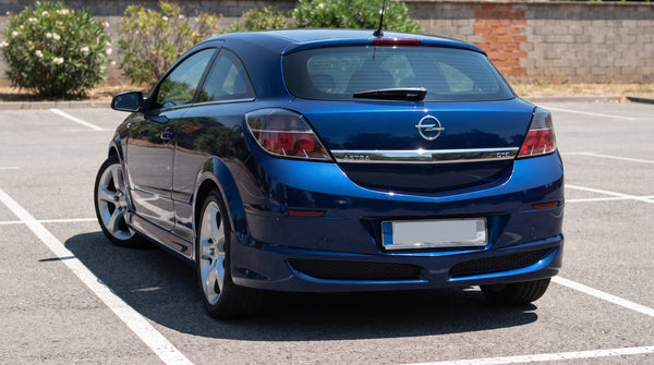 Rear Bumper Opel Astra H GTC - Bauer