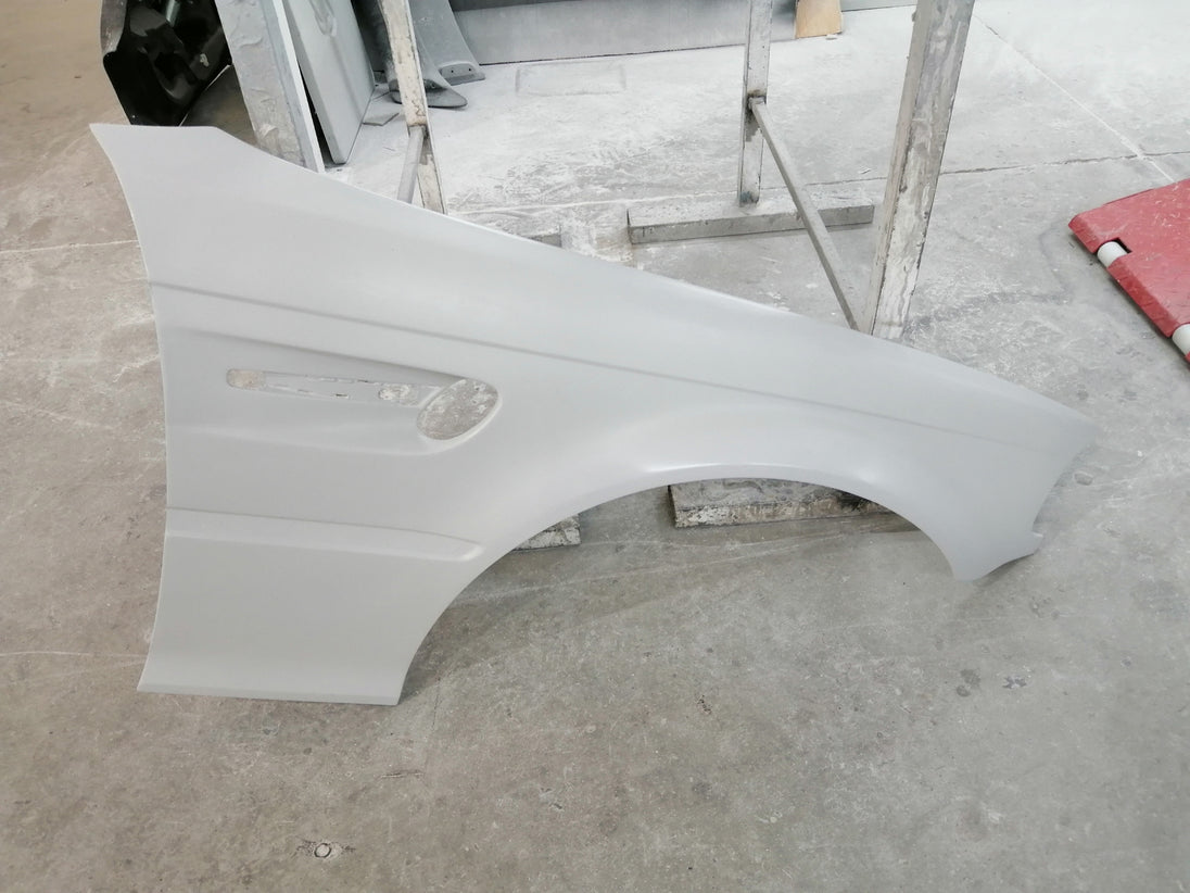 Front Fender BMW E46 - Right