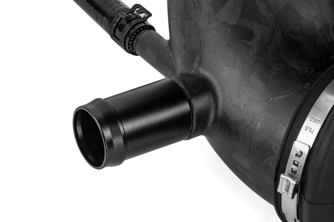 Carbon Fiber Intake System 4.0T EA825 V8 SUV (4M / 9Y) – APR CI100056D – image 2