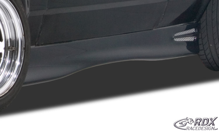 RDX GT4 side skirts for the VW Polo 3 86C2F – image 1 of 4