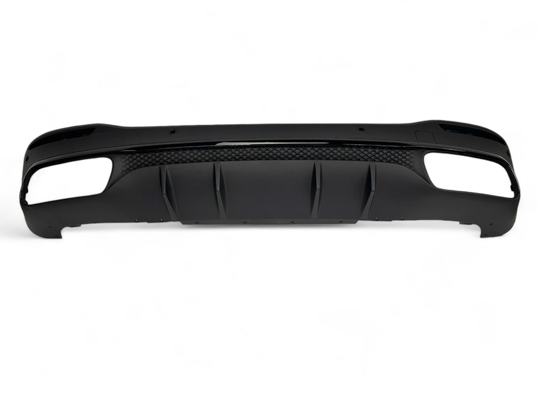 Rear Diffuser + Exhaust Tips Mercedes GLE W167 AMG Line (2019-2023) – Black – view 2