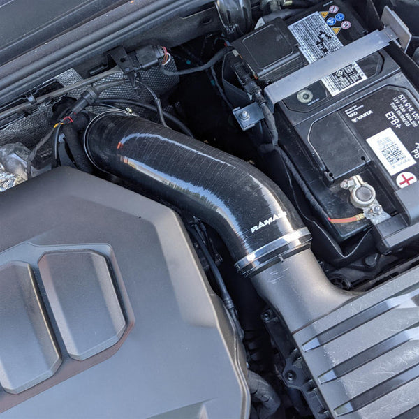 Silikon-Ansaugschlauch VW Golf 8 GTI 245 PS 2.0 TSI EA888 Gen 4 – Ramair RIP-010-BK (Schwarz)