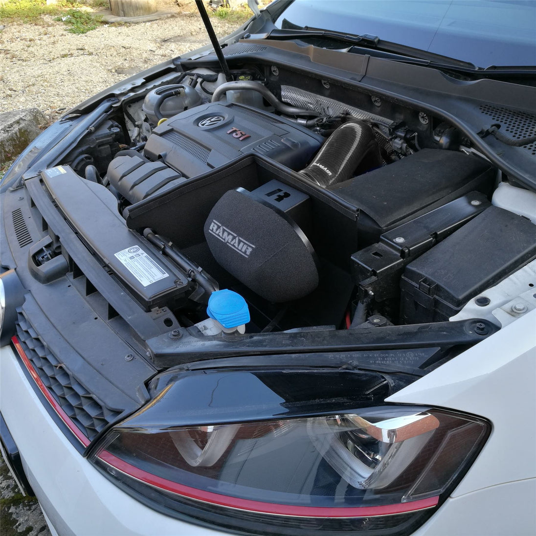 Intake Kit with Turbo Elbow VW Golf 7 GTI / R, Audi A3 / S3 8V, Seat Leon Cupra 280 & Skoda Octavia  – image 2