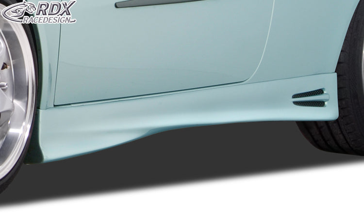 RDX GT4 side skirts for the Fiat Punto 2 (188) and Punto 3 (199) – image 2 of 3