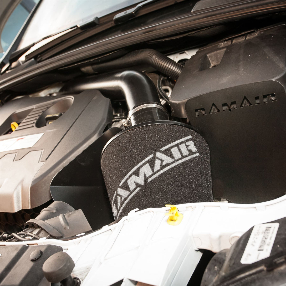 Intake Kit Ford Focus ST 250 MK3 2.0T (2014–2019), Twist-In IAT Sensor – Ramair JSK-115-TWIST – image 4