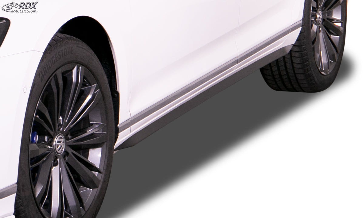 RDX Slim side skirts in gloss black for the VW Passat 3G B8 – image 3 of 5