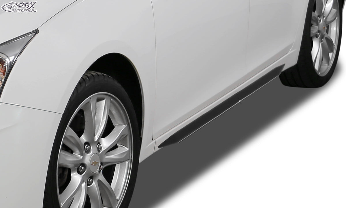 RDX Slim side skirts in gloss black for the Chevrolet Cruze (2009–2015) – image 1 of 4