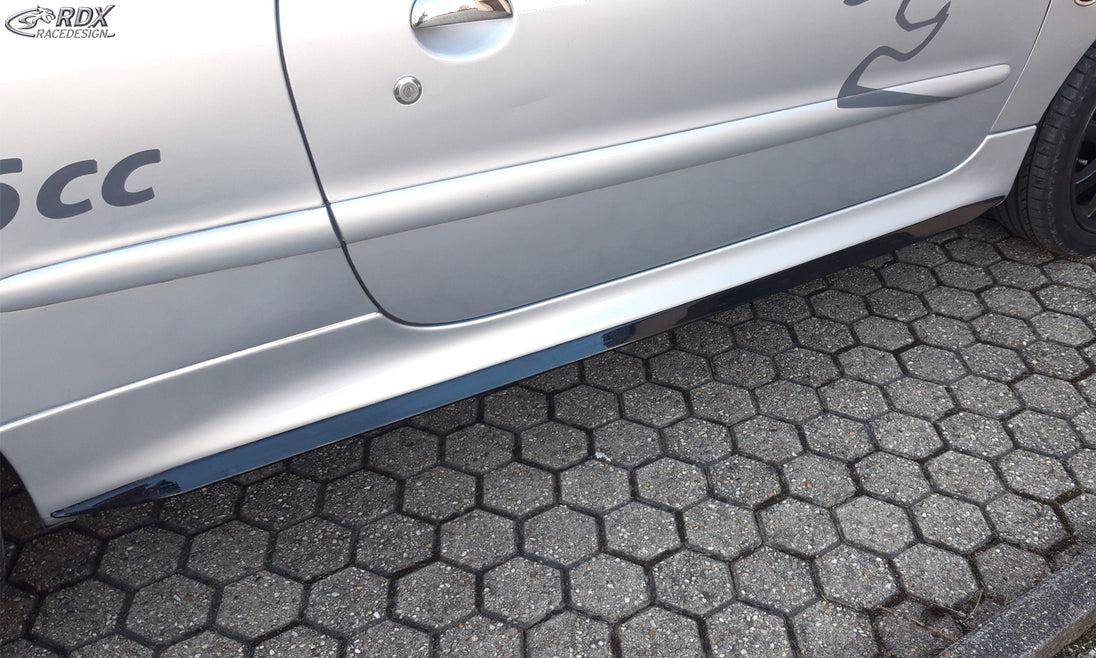 RDX Slim side skirts in gloss black for the Peugeot 206 and 206 CC – image 1 of 3