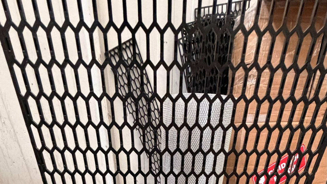 Application of Honeycomb Plastic Mesh - Para-Choques - Bruma Mágica - 