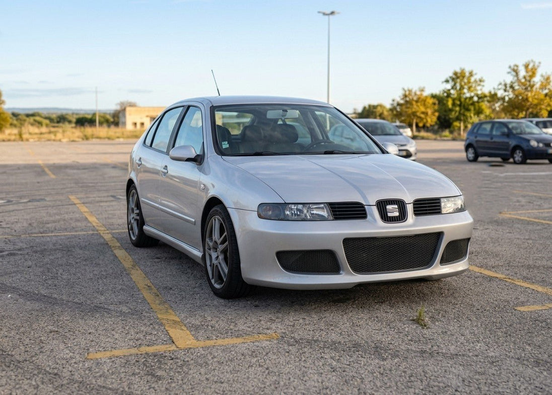 Front Bumper Seat Leon MK1 (1M) 1999-2006 - Para-Choques - Componor - 0101186