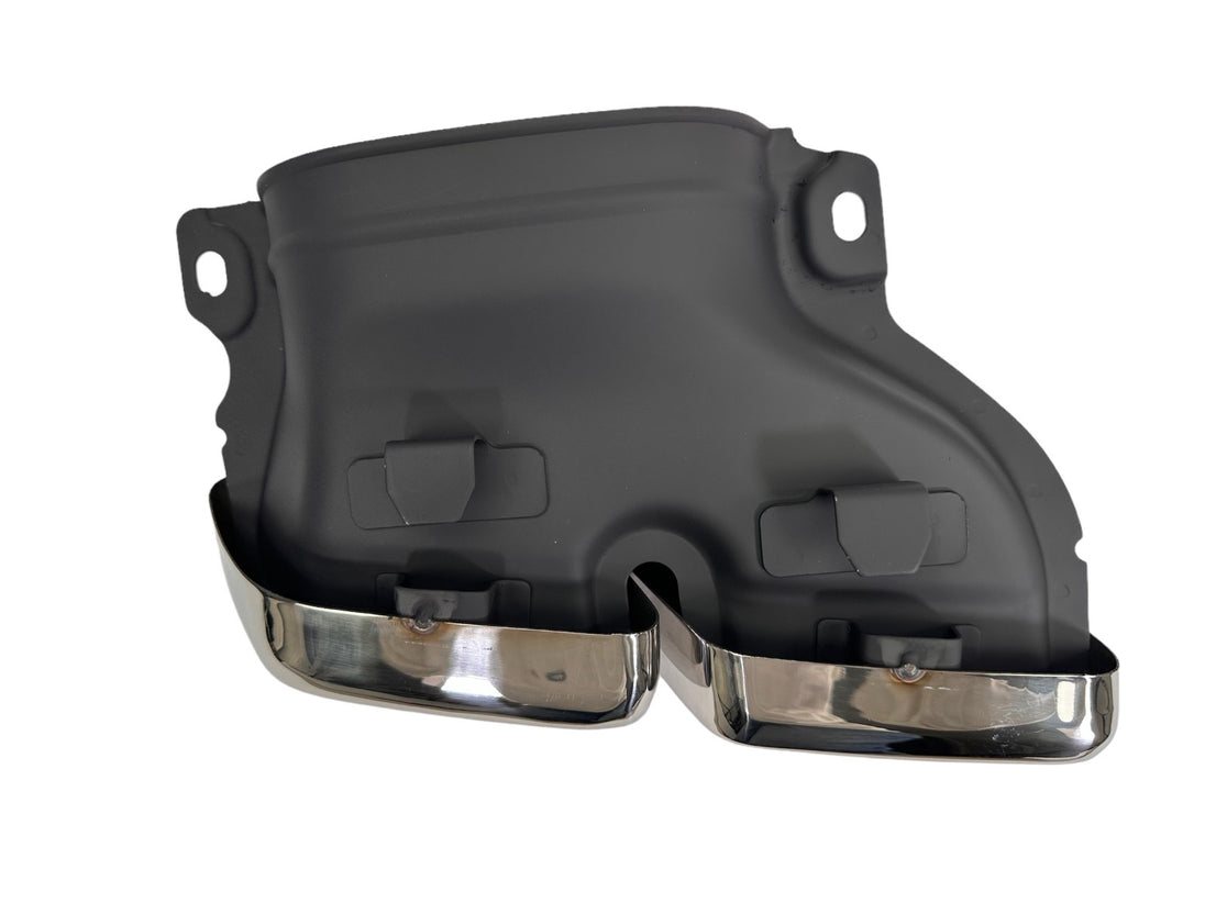 Rear Diffuser + Exhaust Tips Mercedes C-Class W205 / S205 Avantgarde / Standard (2014-2021) – Gloss Black – view 4