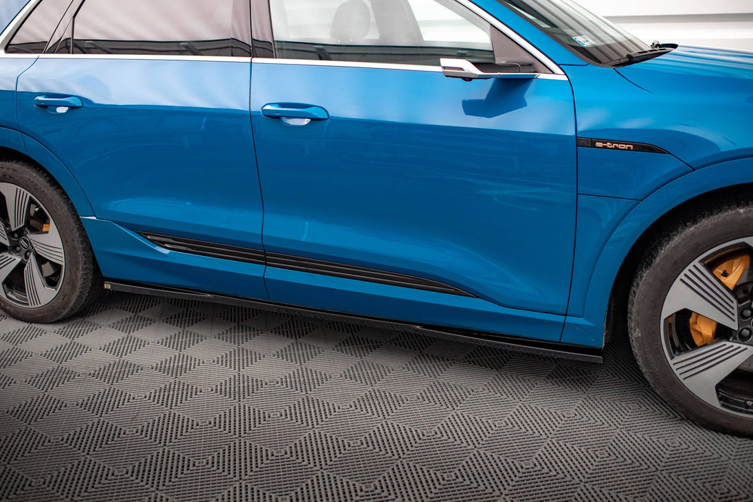 Side Skirts Diffusers Audi e-tron GE - Maxton Design