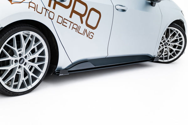Difusores de taloneras Street Pro + flaps para Cupra Born Mk1