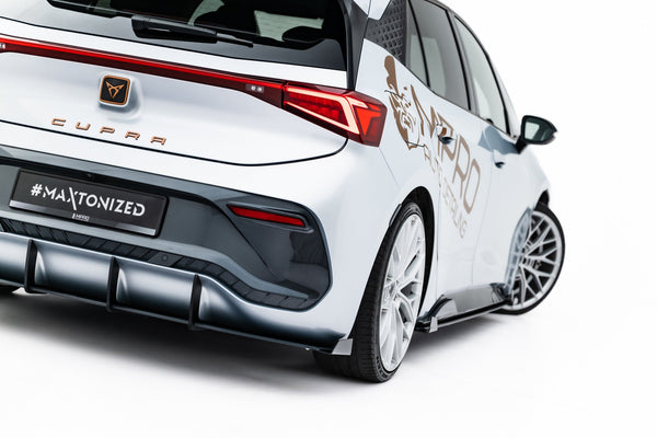 Difusor trasero Street Pro + flaps para Cupra Born Mk1