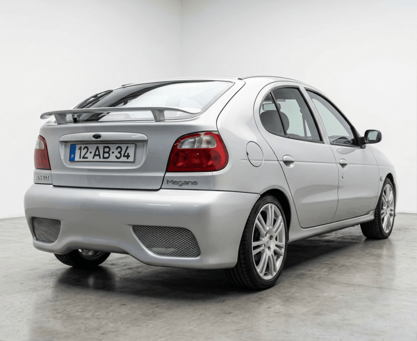 Paragolpes trasero para Renault Megane 95-98 coupé - Modena