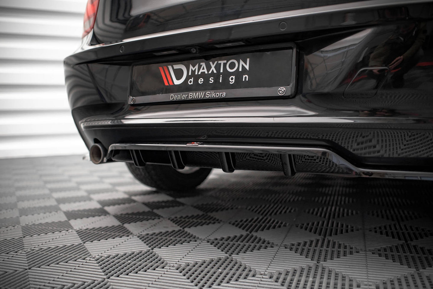 Rear Splitter (With Vertical Bars) suitable for BMW 1 F20 - Rear Splitter (With Vertical Bars) - Maxton Design -  BM-1-F20-RSD1G+RD1G