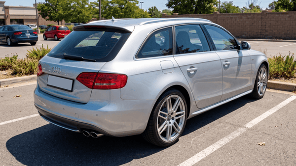 Aileron Traseiro Audi A4 B8 Avant 8K 8K2 S-Line Look 2008-2016