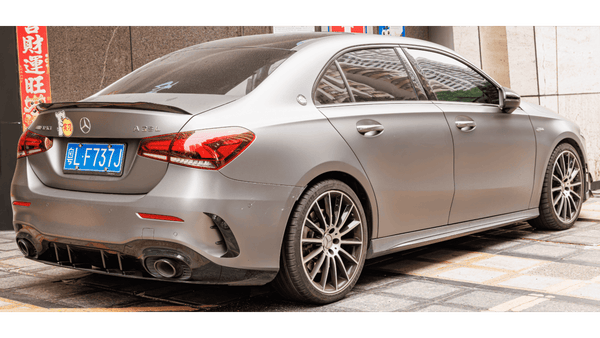 Alerón trasero Mercedes Clase A Sedán V177 estilo A45 A35 AMG 2018-Actualidad
