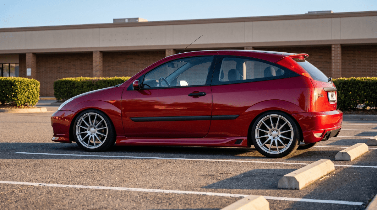 Side Skirts Ford Focus MKI - Embaladeiras - Componor - 0102043